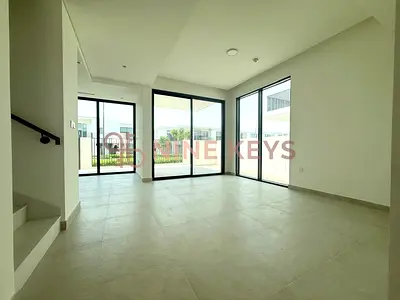 Single Row | Brand New | Near Amenities