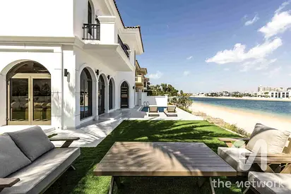 Vacant | Fully Upgraded | Furnished