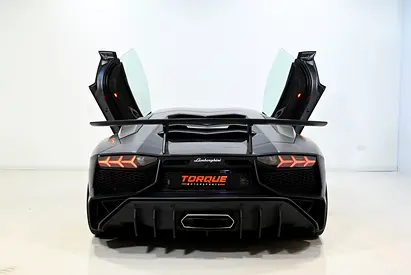 2015 Lamborghini AVENTADOR — миниатюра 6