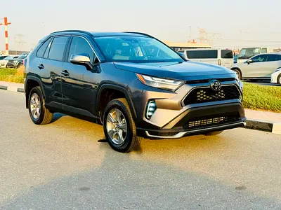 2025 Toyota RAV 4 XLE — zdjęcie 5