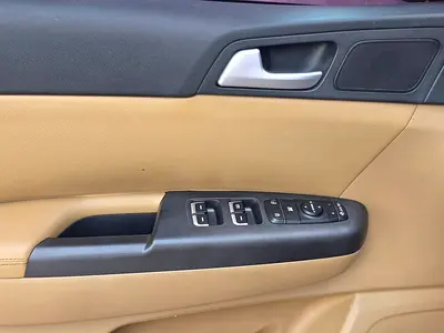 2022 KIA SPORTAGE 缩略图 12