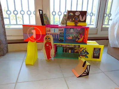 LOL Surprise Doll Playset with Slide, Ramp and Accessories and dolls - Good Condition