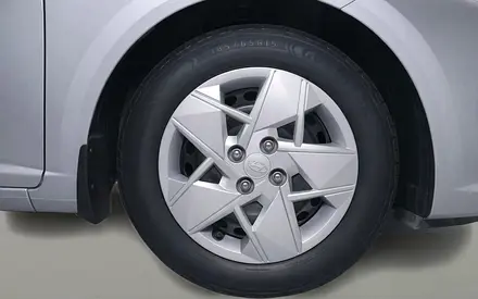 2025 Hyundai ACCENT 缩略图 12