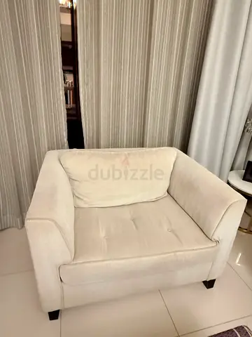 Cream fabric single-seater armchair/sofa in excellent condition