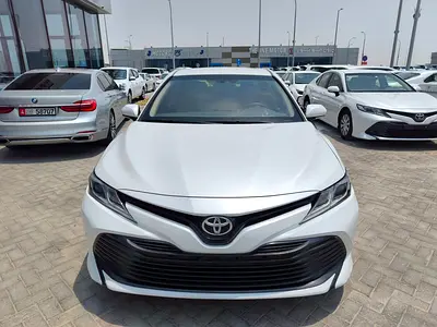 2020 Toyota CAMRY — фото 2