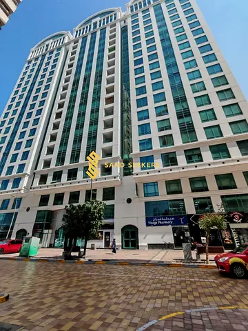 Exceptional 4BR | Ample Space | High-End Location