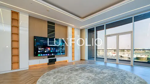Fully Upgraded 3-Bedroom | Sea & Atlantis Views | Designer Finishes