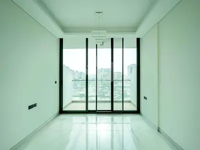 Modern Layout | Brand New Building | Vacant