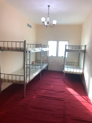 EXECUTIVE BED SPACE FOR MUSLIM BOYS