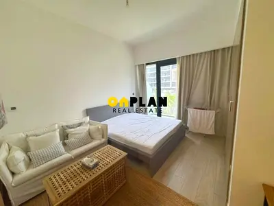 Cozy Studio Furnished I Road Outlook I Immediate Move In