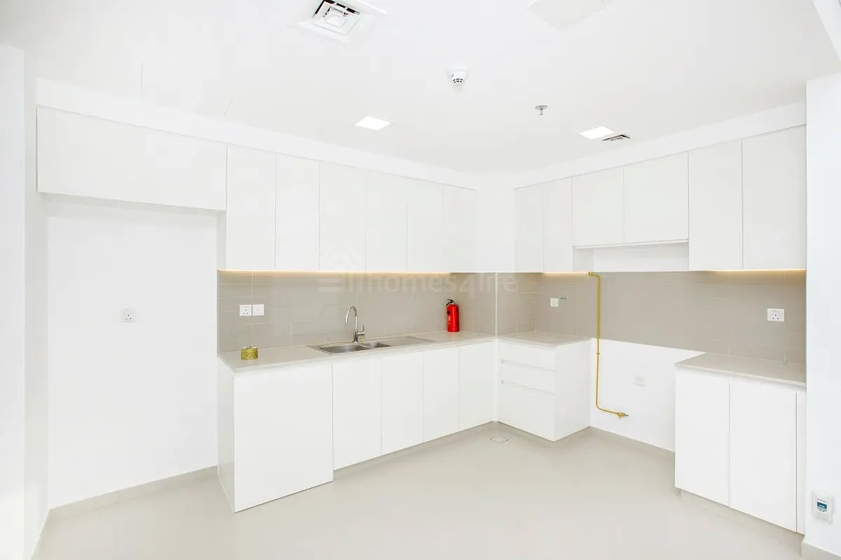 Townhouse View | Rented | High ROI