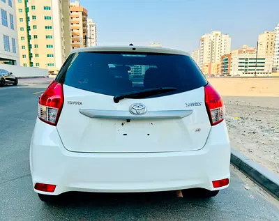 2015 Toyota YARIS — фото 6