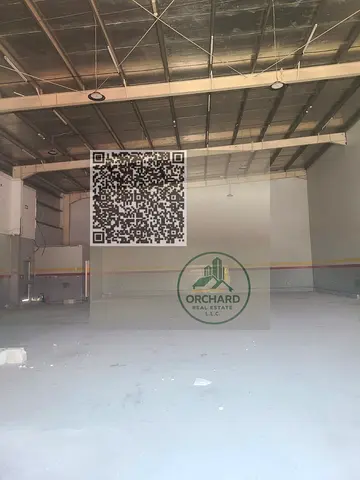 مستودع وسكن عمال للبيع