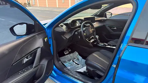Peugeot 208 GT Line, миниатюра 12