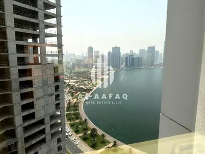 Spacious 4bhk | Two Master bedroom | Maids Room | AC Chiller free