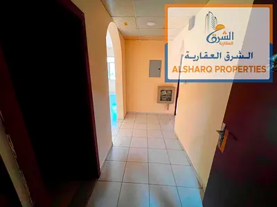 غرفتين وصاله و2 حمام مضيئه بالكامل تكيف مركزى موقع مميز وخدمي وسهل لمخرج دبي والشارقه