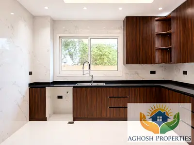 INDEPENDANT VILLA | COMMERCIAL OR RESIDENTIAL | 5 + MAID
