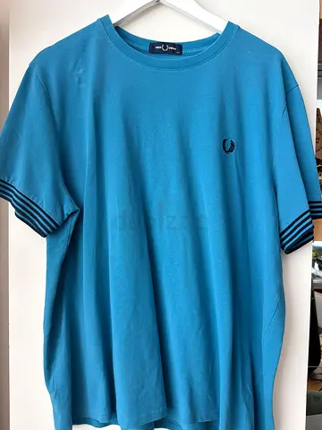 Blue Fred Perry shirt short sleeve - size XXL