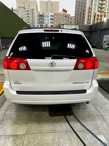 صورة 6 لـ 2006 Toyota SIENNA