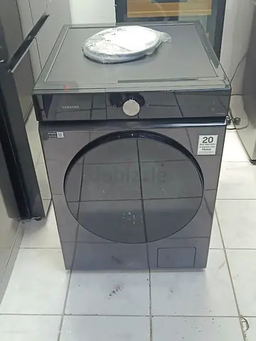 Samsung washer dryer combo excellent condition washer 11,5 kg dryer 8 kg free delivery installation
