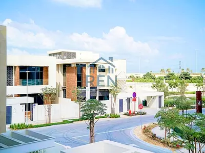 Modern 4BR Villa | Prime Location | Type 1