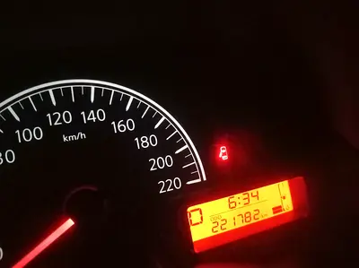 2015 Nissan SUNNY 缩略图 6