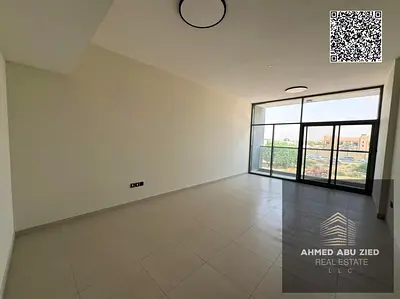 Spacious 2BR apartment in Al Hamidiyah 1: 2 master bedrooms, 3 baths, large living room, spacious k