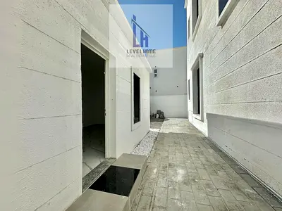 SUNNY & CIEAN | ONE BEDROOM HALL PRIVATE ENTRANCE. ..