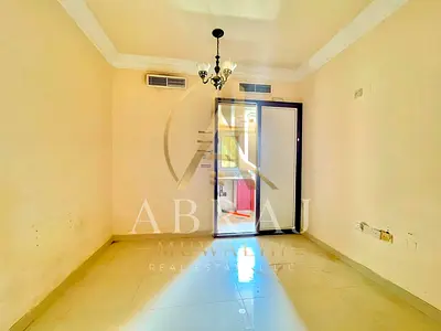 Prime Location studio near to bus station and park