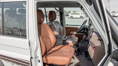 Toyota Land Cruiser LC 76 LX, миниатюра 11