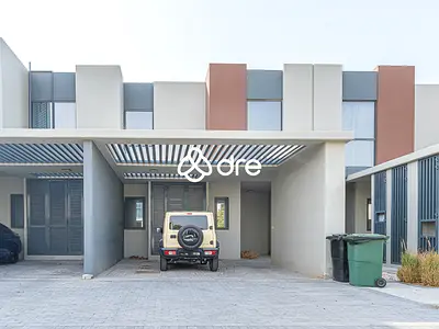 Single Row | Spacious Layout | Bright Interiors