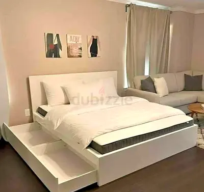 Ikea malm King size bed with matters 2 storage