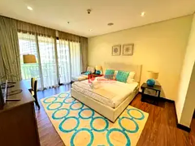 Sea view | Corner Unit I Fully Furnished I Luxury