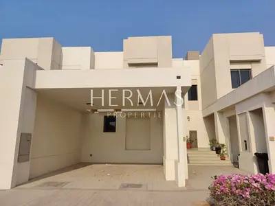Well-Maintained | Type 1 | Back-to-Back | Prime Location