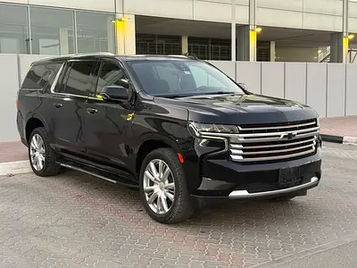 2023 Chevrolet SUBURBAN 照片 2