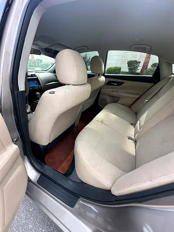 2015 Nissan ALTIMA 照片 12
