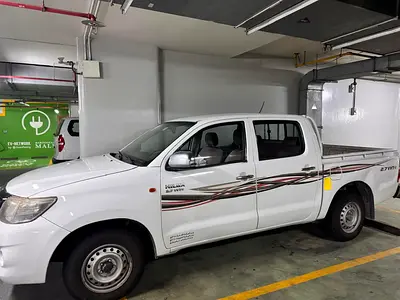 صورة 5 لـ 2015 Toyota HILUX