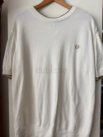 White and gold accent Fred Perry shirt - size XXL