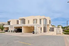Luxury Family Villa | Corner Unit | Vacant