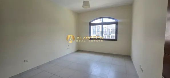 Massive 2 BHK | With Maid | Prime Location