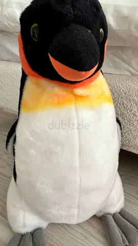 Large Plush Penguin Stuffed Toy - Soft and Cuddly