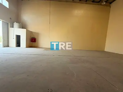 2700/- SQFT WAREHOUSE BIG HIGHT AVAILABLE FOR RENT IN AJMAN INDUSTRIAL 2..