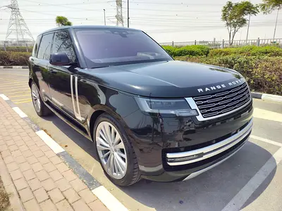 Land Rover Range Rover First Edition 2023 - Canadian Specs - Pristine Condition