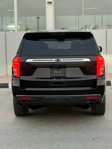 2023 Chevrolet SUBURBAN 照片 4