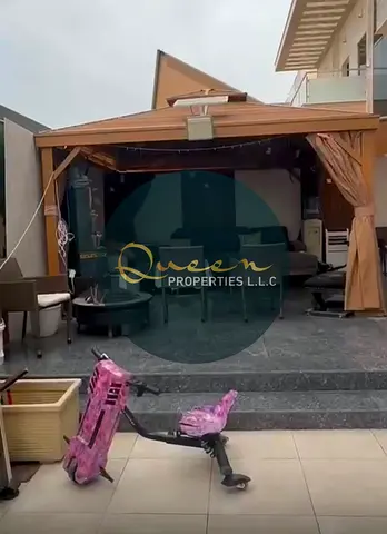 فيلا للإيجار ثلاث غرف ماستر وصالة ومجلس وغرفة خادمة وغرفة غسيل مع أربع مواقف مفروشة أو بدون فرش والدفع على أربع دفعات