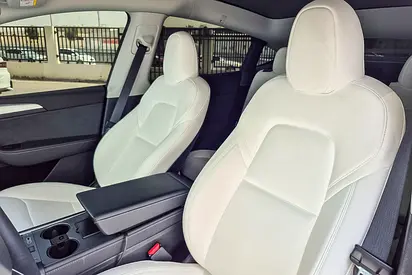 2023 Tesla MODEL Y — миниатюра 11