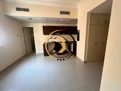 Studio with wardrobe just in 20k family building near to school zone