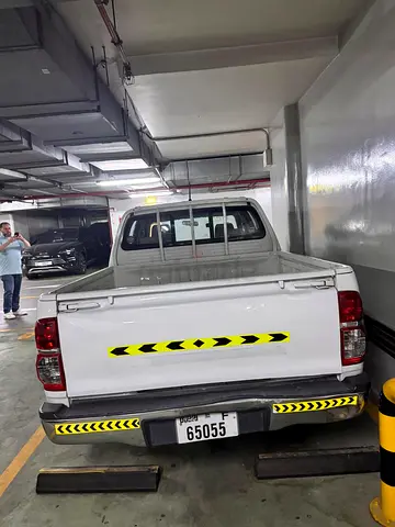 Used Toyota Hilux 2.0 Double Cab 4*2 / 2015 / Manual