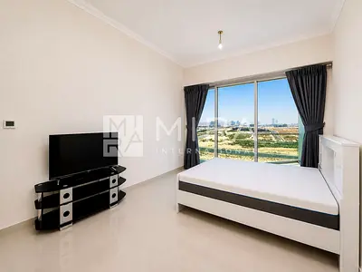Bright & modern | Flexible payments | Vacant now |