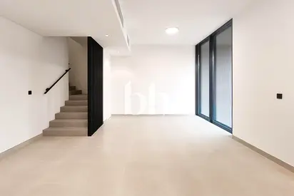 4BR Townhouse | Private Garden | Single Row